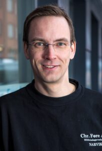 Christian Eklo Daglig leder/blikkenslagermester Tlf. 909 56 228